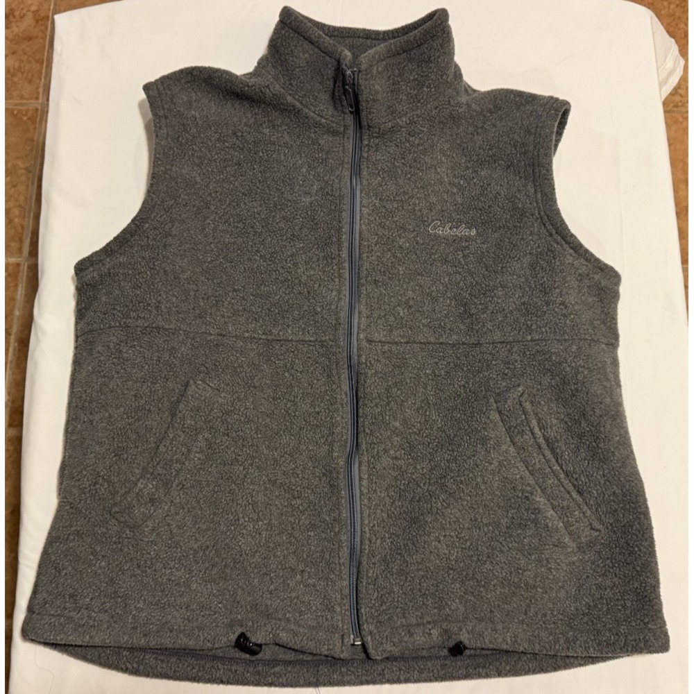 Cabela's Outdoor Gear Men's Fleece Vest - Gray - Size XL Reg - 100% Polyester